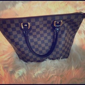 Louis Vuitton Saleya Pm Damier